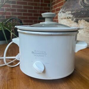 Functional Small Crockpot